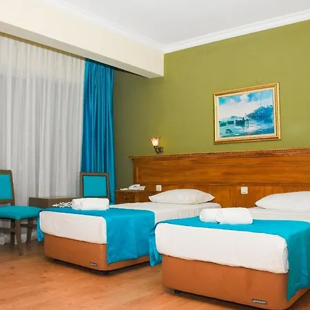 Отель Sun Beach Гумбет