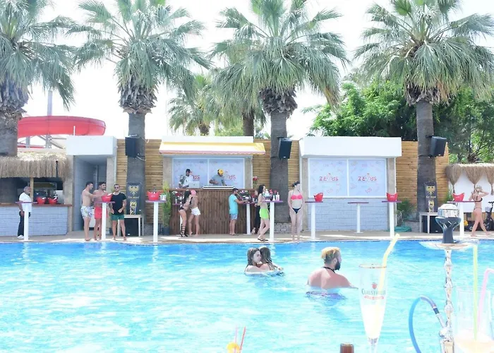 Sun Beach * غومْبيت