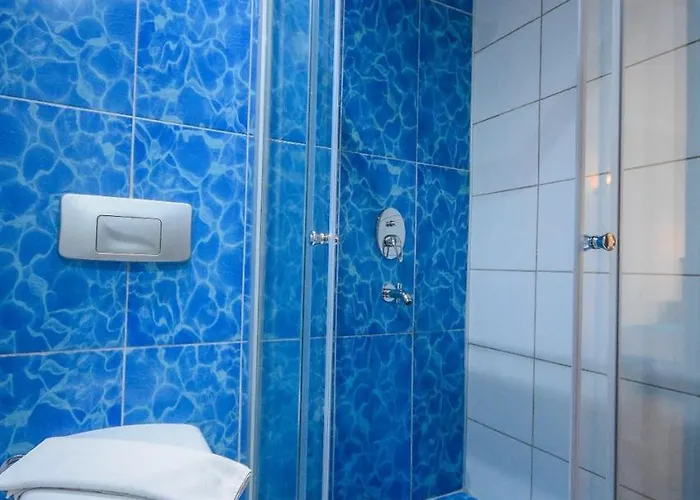 Sun Beach * غومْبيت